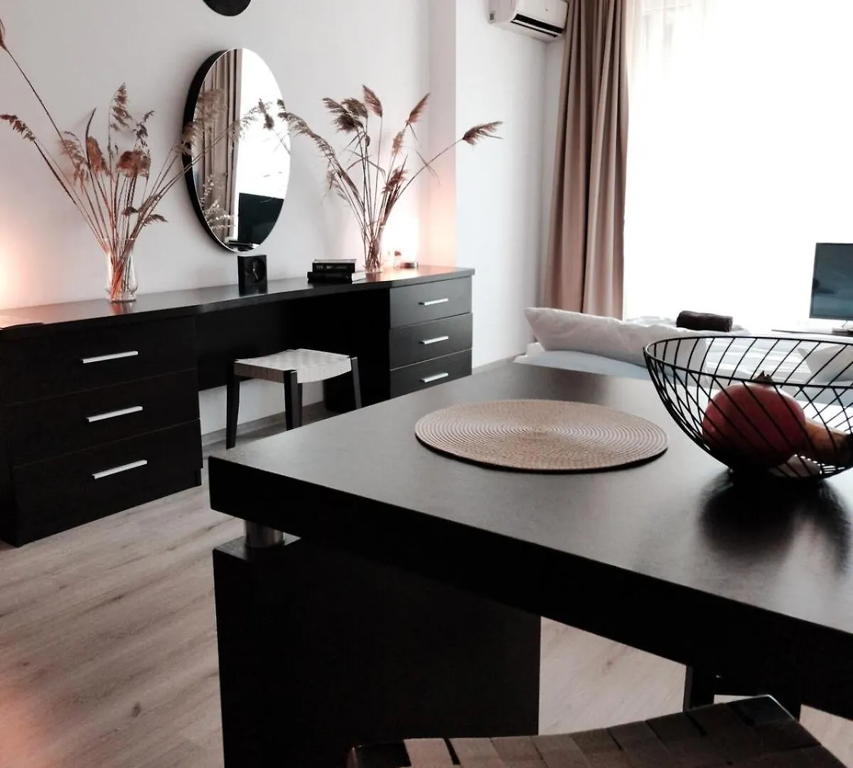 Boho Studio With Pool And Beach Area Burgas Apartment